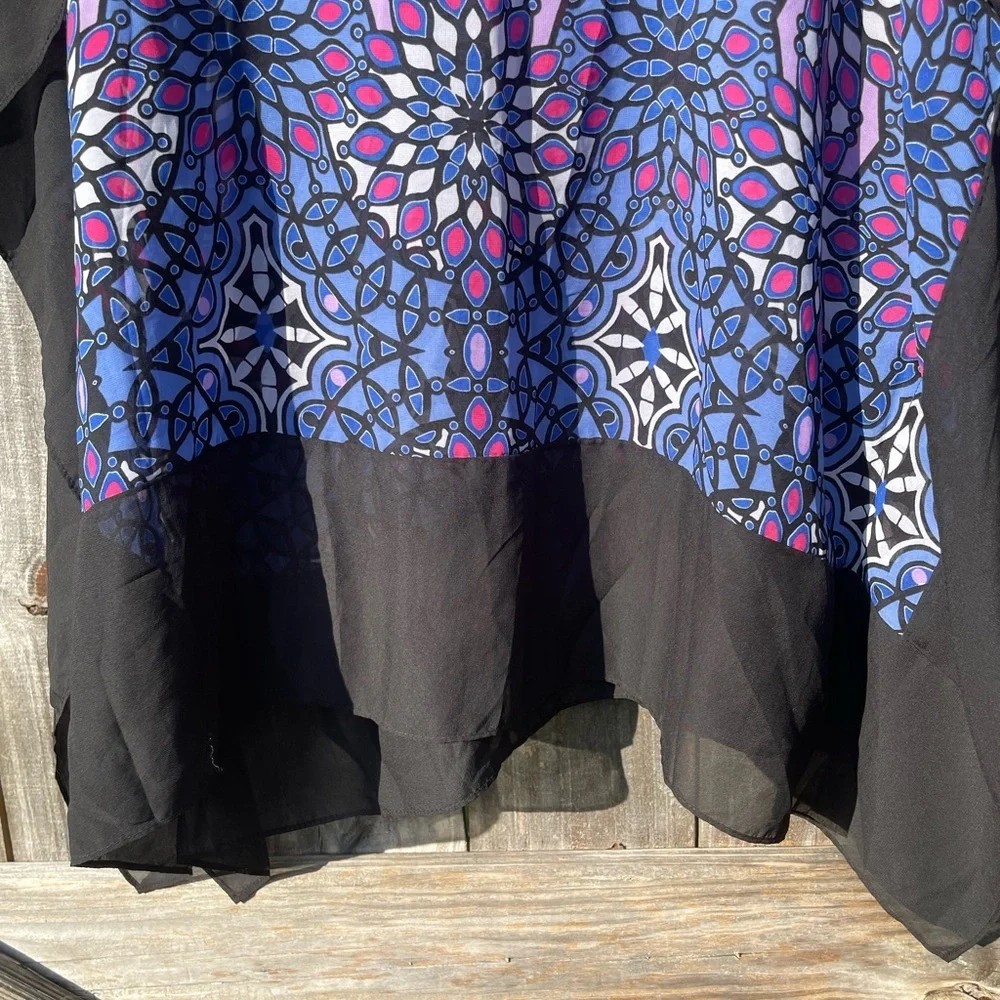 Talbots Black and Blue Patterned Women's overlay Top size L/XL - Picture 3 of 8